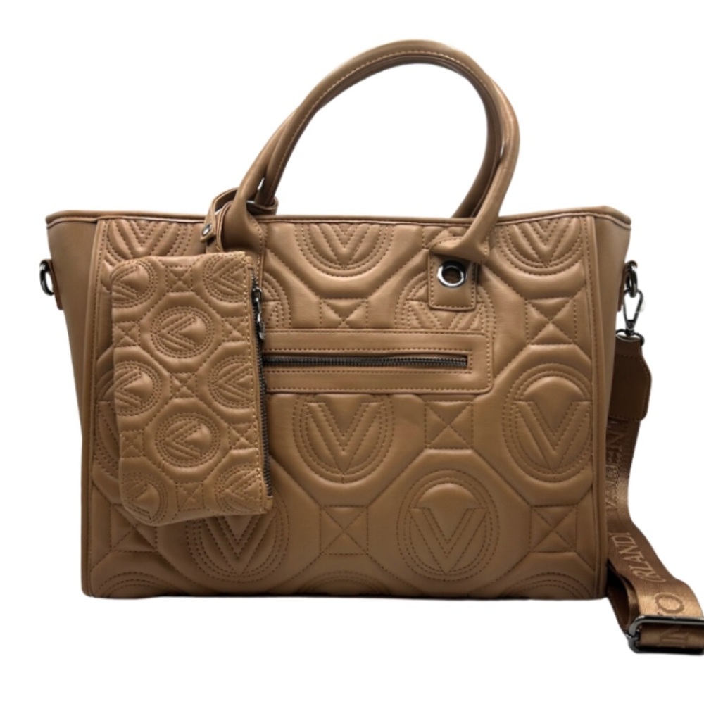 🔥NWT🔥Valentino🔥 Orlandi 🔥Tan Quilted Tote Bag & Bonus wristlet.
